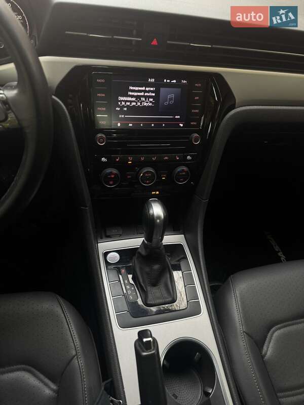 Седан Volkswagen Passat 2020 в Львове фото 9 Седан Volkswagen Passat 2020 в Львове