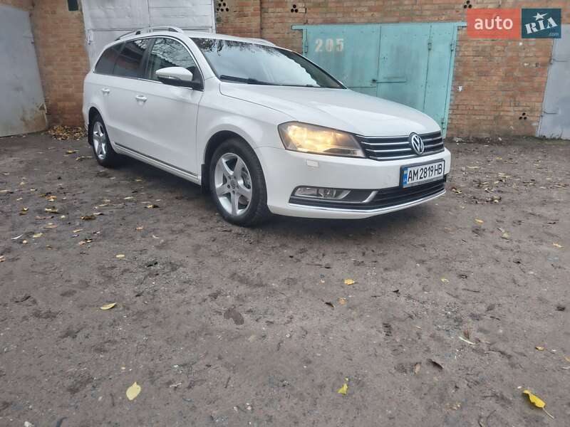 Универсал Volkswagen Passat 2011 в Бердичеве фото 4 Универсал Volkswagen Passat 2011 в Бердичеве