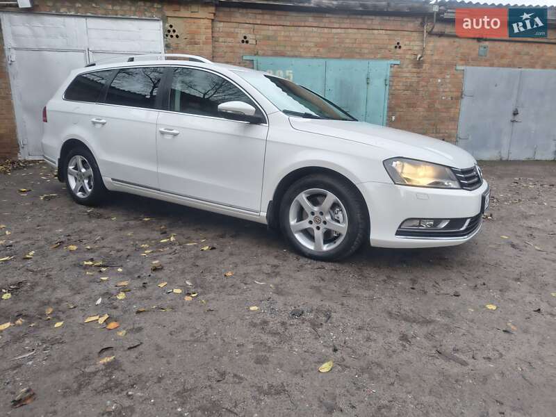 Универсал Volkswagen Passat 2011 в Бердичеве фото 10 Универсал Volkswagen Passat 2011 в Бердичеве