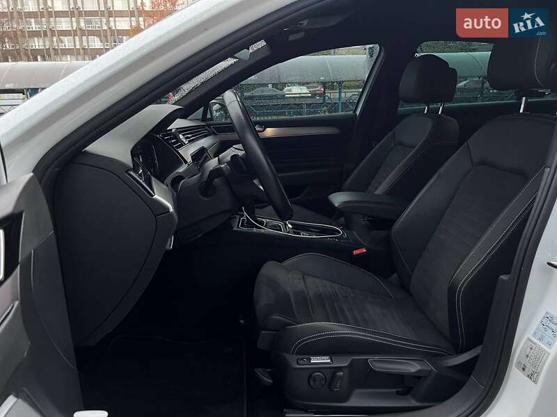 Седан Volkswagen Passat 2021 в Киеве фото 8 Седан Volkswagen Passat 2021 в Киеве
