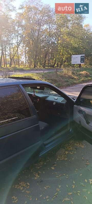 Седан Volkswagen Passat 1989 в Рівному фото 2 Седан Volkswagen Passat 1989 в Рівному