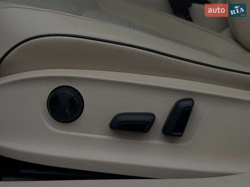 Седан Volkswagen Passat 2017 в Киеве фото 26 Седан Volkswagen Passat 2017 в Киеве