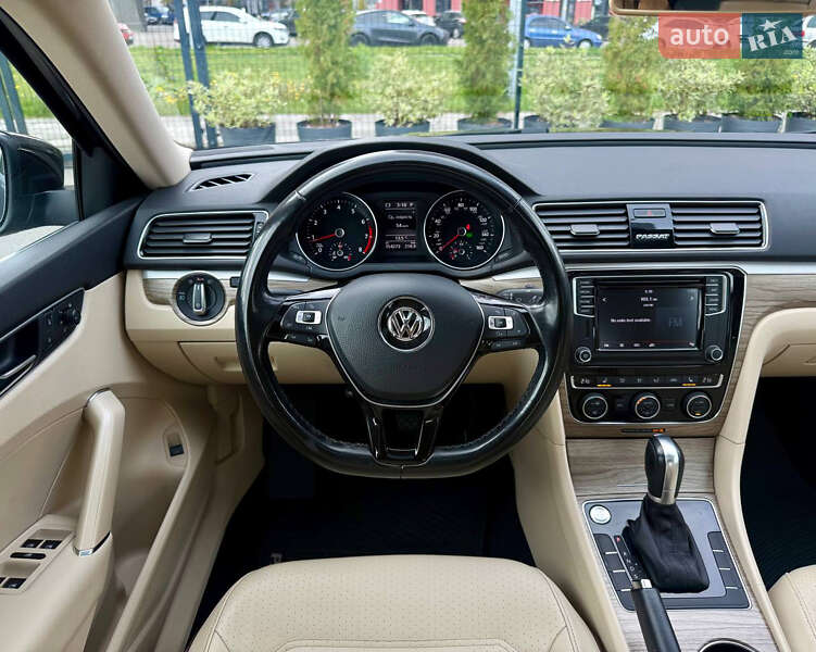 Седан Volkswagen Passat 2017 в Киеве фото 35 Седан Volkswagen Passat 2017 в Киеве