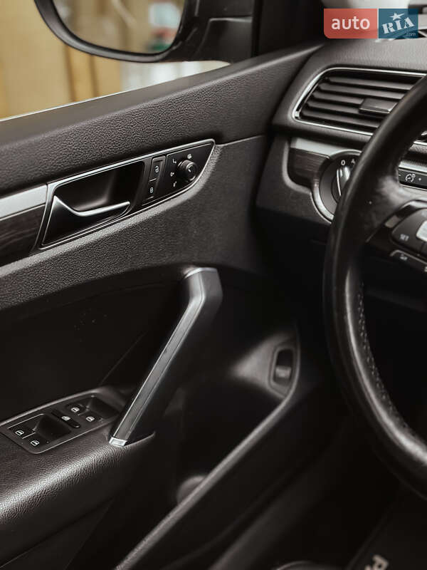 Седан Volkswagen Passat 2017 в Миколаєві
