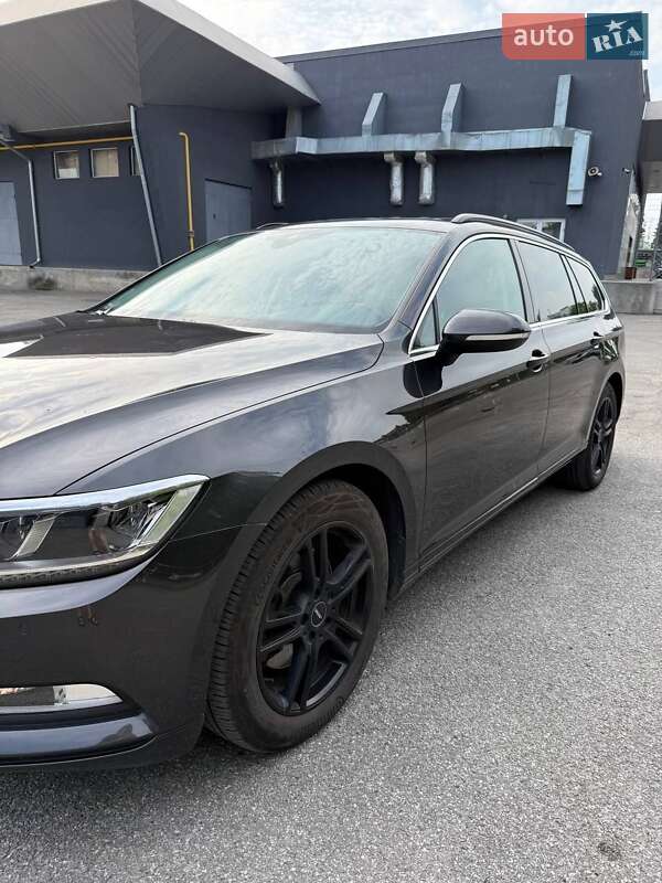 Универсал Volkswagen Passat 2018 в Тернополе фото 15 Универсал Volkswagen Passat 2018 в Тернополе