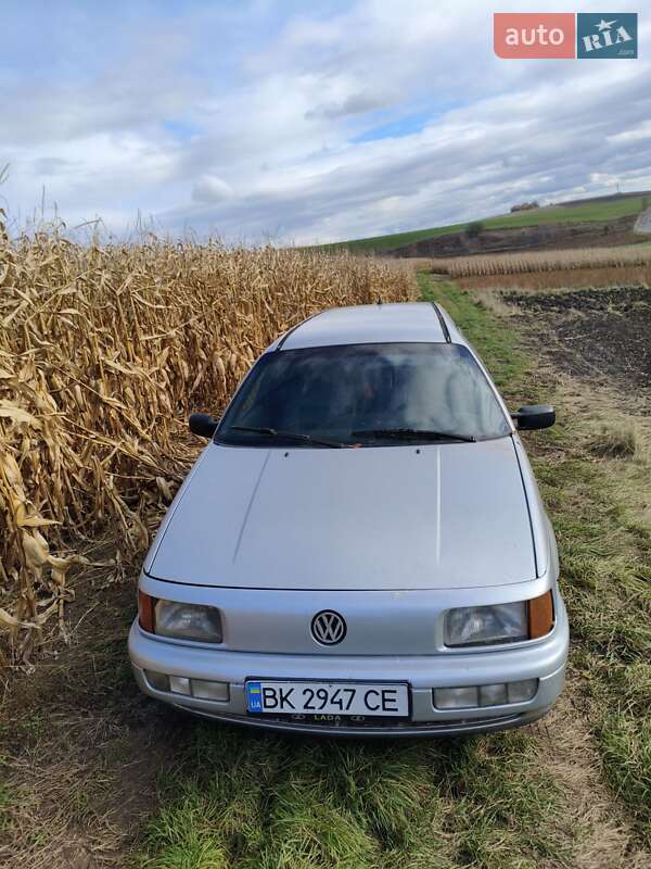 Volkswagen Passat 1990