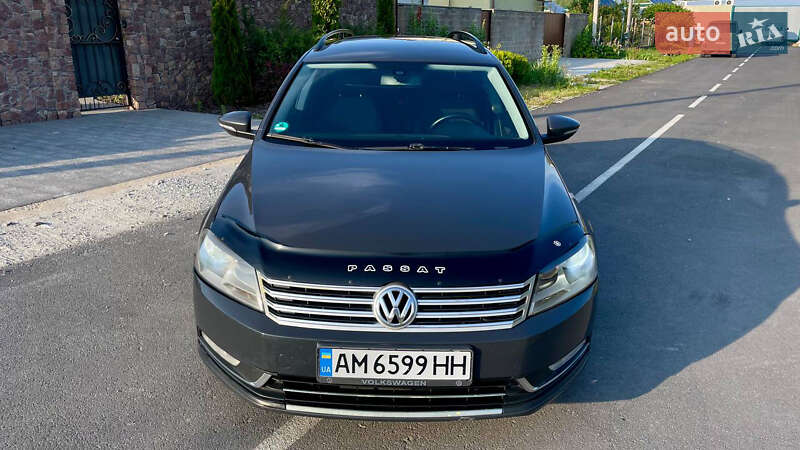 Универсал Volkswagen Passat 2011 в Житомире фото 3 Универсал Volkswagen Passat 2011 в Житомире