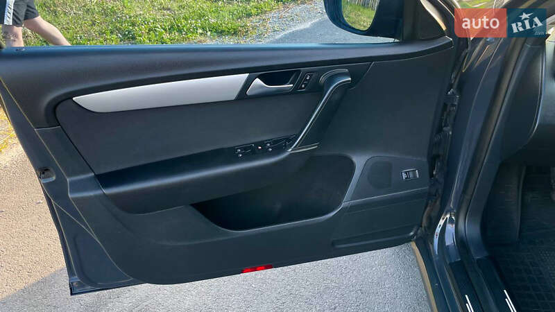 Универсал Volkswagen Passat 2011 в Житомире фото 8 Универсал Volkswagen Passat 2011 в Житомире