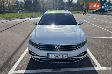 Универсал Volkswagen Passat 2021 в Житомире