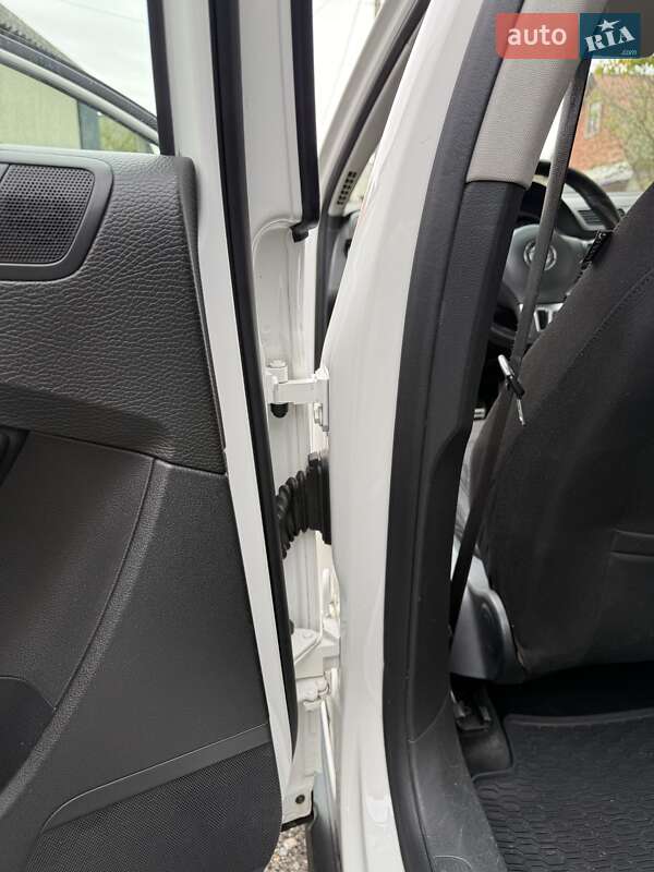 Универсал Volkswagen Passat 2010 в Лубнах фото 12 Универсал Volkswagen Passat 2010 в Лубнах