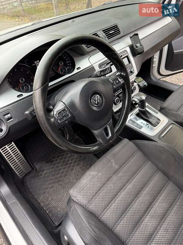Универсал Volkswagen Passat 2010 в Лубнах фото 24 Универсал Volkswagen Passat 2010 в Лубнах