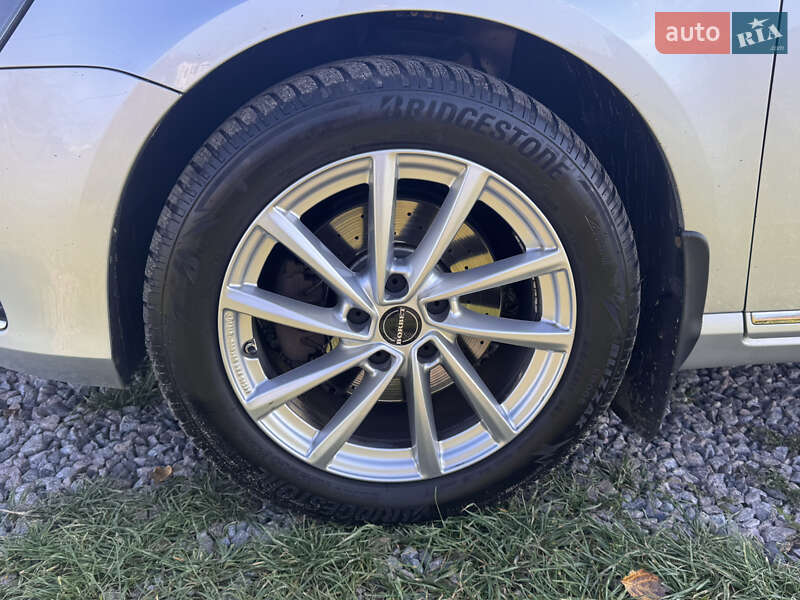 Универсал Volkswagen Passat 2011 в Киеве фото 10 Универсал Volkswagen Passat 2011 в Киеве