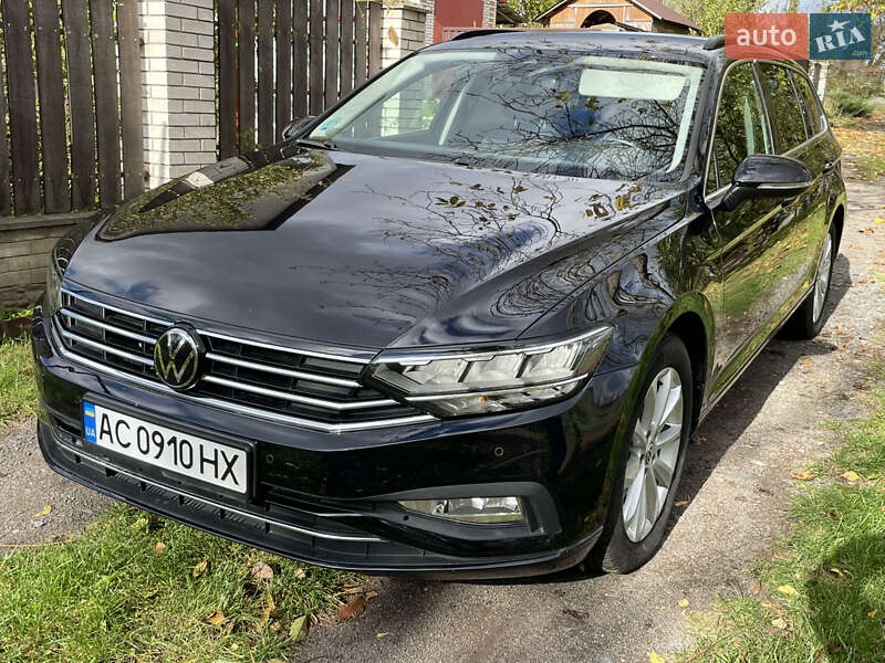 Универсал Volkswagen Passat 2022 в Луцке
