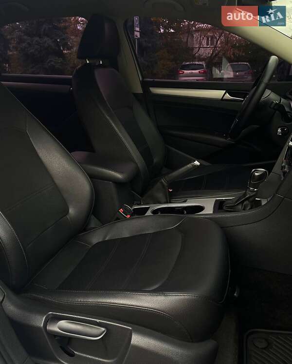 Седан Volkswagen Passat 2013 в Николаеве фото 8 Седан Volkswagen Passat 2013 в Николаеве