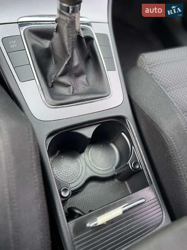 Седан Volkswagen Passat 2007 в Новояворівську фото 29 Седан Volkswagen Passat 2007 в Новояворівську