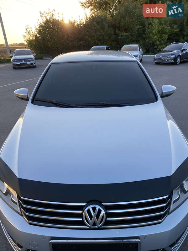 Седан Volkswagen Passat 2013 в Казатине