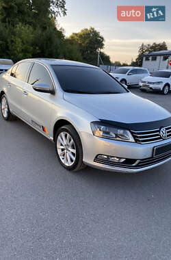 Седан Volkswagen Passat 2013 в Казатине