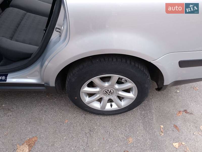 Универсал Volkswagen Passat 2005 в Виннице фото 7 Универсал Volkswagen Passat 2005 в Виннице