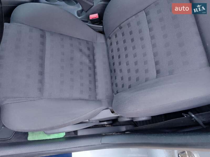 Универсал Volkswagen Passat 2005 в Виннице фото 12 Универсал Volkswagen Passat 2005 в Виннице