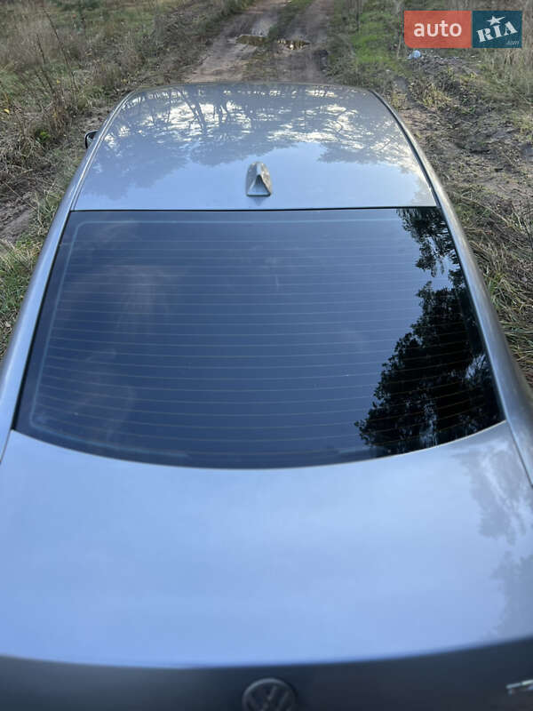 Седан Volkswagen Passat 2001 в Киеве фото 17 Седан Volkswagen Passat 2001 в Киеве