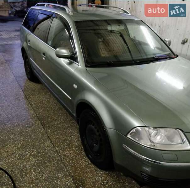 Універсал Volkswagen Passat 2002 в Кам'янець-Подільському