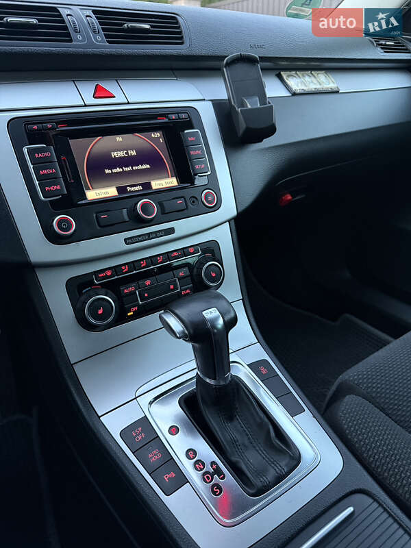 Универсал Volkswagen Passat 2010 в Виннице