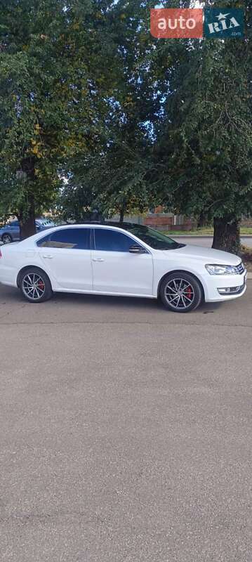 Седан Volkswagen Passat 2014 в Кривом Роге
