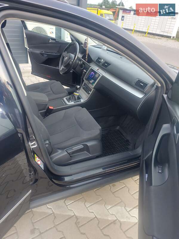 Універсал Volkswagen Passat 2010 в Житомирі фото 20 Універсал Volkswagen Passat 2010 в Житомирі