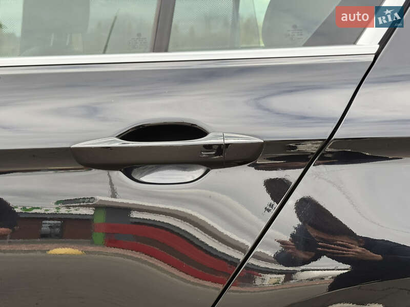 Седан Volkswagen Passat 2022 в Луцьку