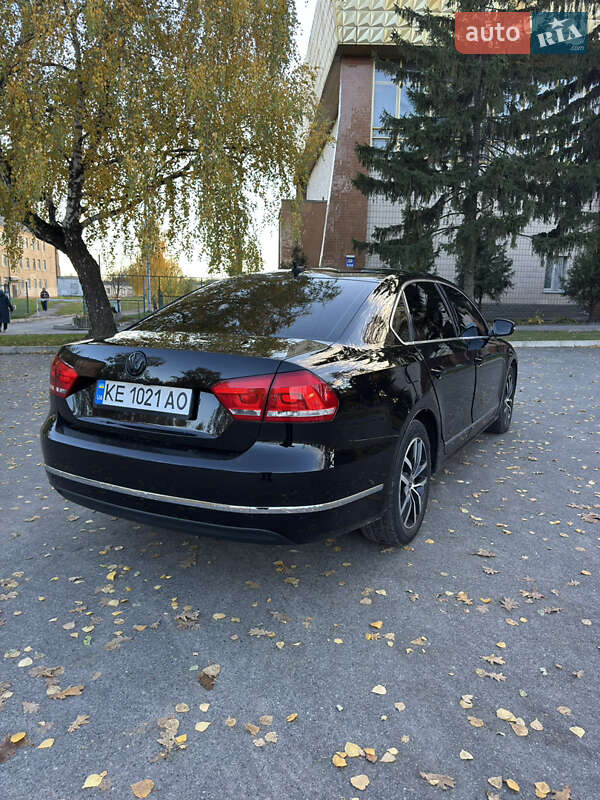 Седан Volkswagen Passat 2014 в Киеве фото 5 Седан Volkswagen Passat 2014 в Киеве