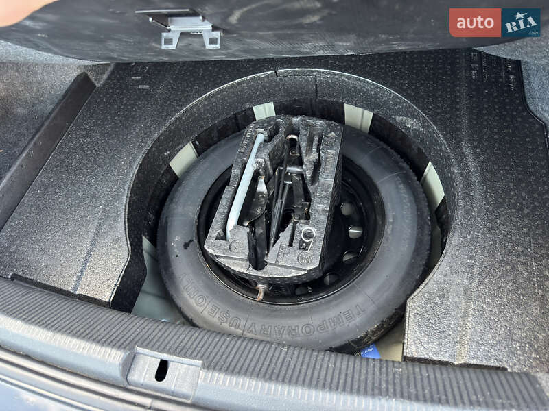 Седан Volkswagen Passat 2014 в Киеве фото 13 Седан Volkswagen Passat 2014 в Киеве