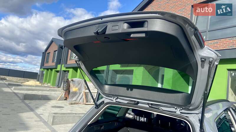Універсал Volkswagen Passat 2022 в Тернополі