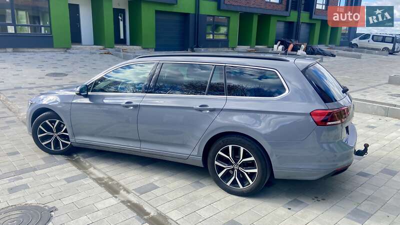 Універсал Volkswagen Passat 2022 в Тернополі