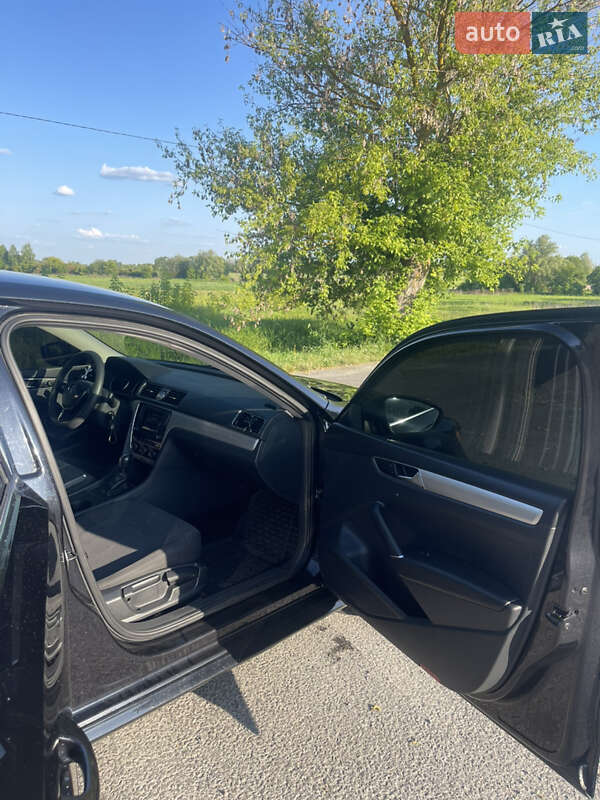 Седан Volkswagen Passat 2016 в Львове фото 9 Седан Volkswagen Passat 2016 в Львове