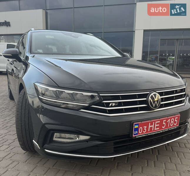 Универсал Volkswagen Passat 2021 в Луцке