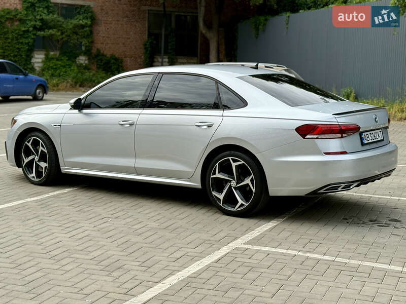 Седан Volkswagen Passat 2020 в Житомирі
