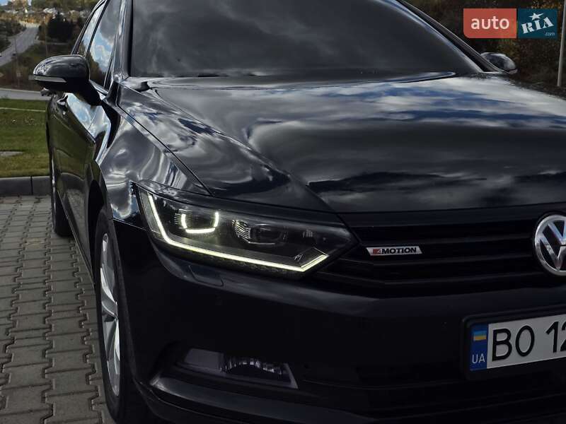 Універсал Volkswagen Passat 2015 в Тернополі