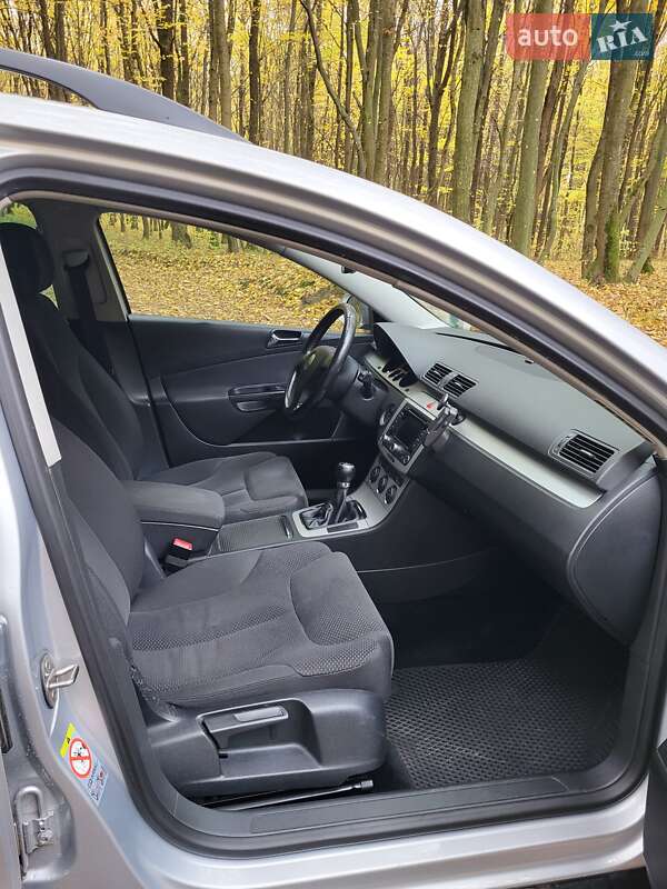 Универсал Volkswagen Passat 2008 в Луцке фото 11 Универсал Volkswagen Passat 2008 в Луцке