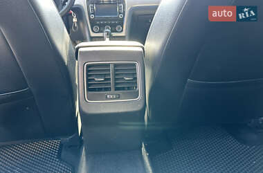 Седан Volkswagen Passat 2013 в Софиевской Борщаговке
