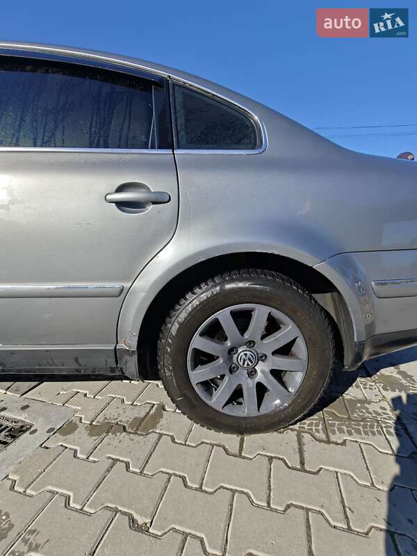 Седан Volkswagen Passat 2004 в Черновцах фото 9 Седан Volkswagen Passat 2004 в Черновцах