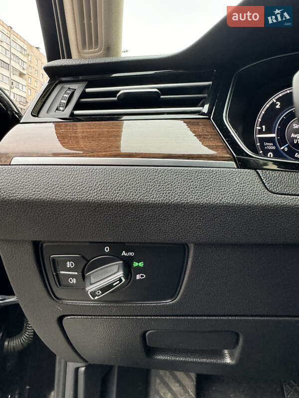 Седан Volkswagen Passat 2018 в Запорожье