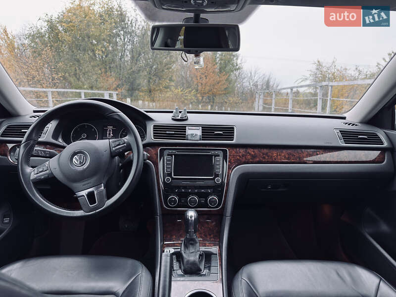 Седан Volkswagen Passat 2013 в Прилуках
