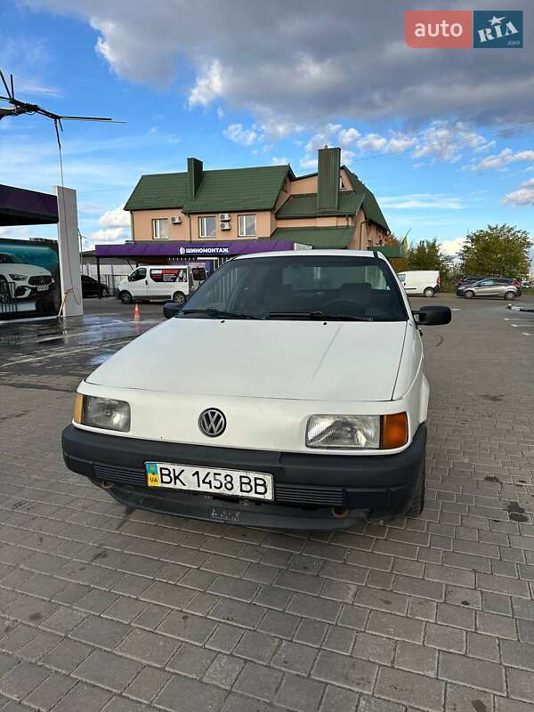 Volkswagen Passat 1988