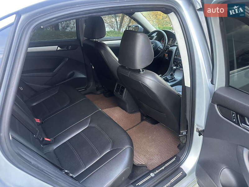 Седан Volkswagen Passat 2013 в Киеве фото 7 Седан Volkswagen Passat 2013 в Киеве