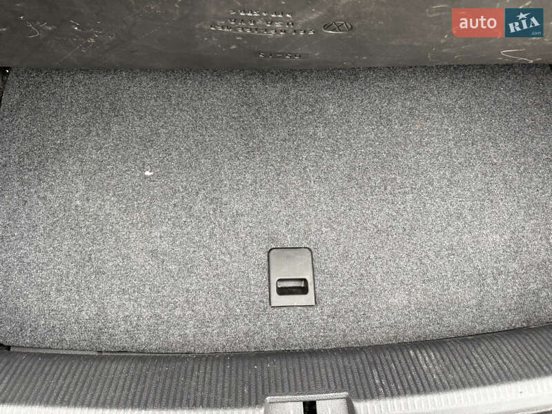 Седан Volkswagen Passat 2015 в Одессе