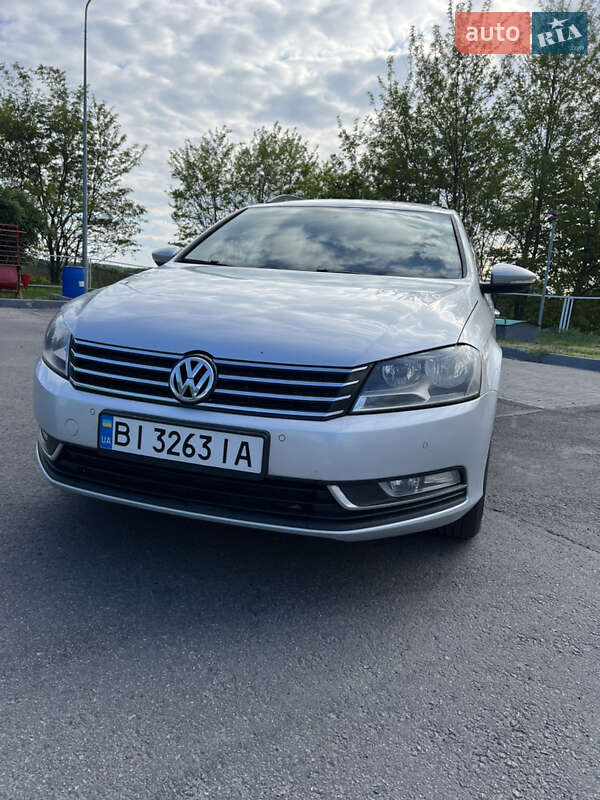 Универсал Volkswagen Passat 2012 в Полтаве фото 10 Универсал Volkswagen Passat 2012 в Полтаве