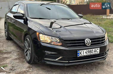 Седан Volkswagen Passat 2018 в Фастове