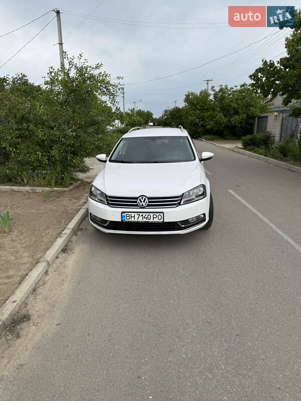 Volkswagen Passat 2011