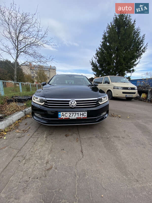 Універсал Volkswagen Passat 2016 в Луцьку