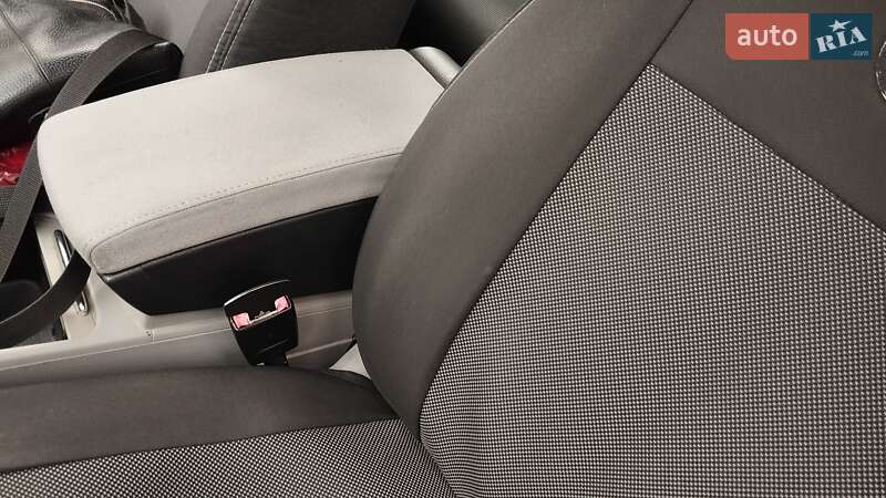 Седан Volkswagen Passat 2005 в Запорожье фото 23 Седан Volkswagen Passat 2005 в Запорожье